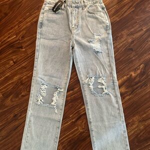 NWT PrettyLittleThing denim jeans